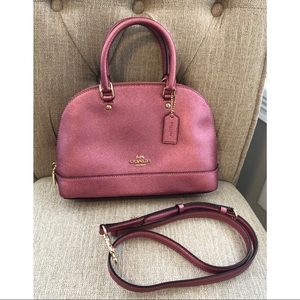 Price Firm 💕 NWT Coach Pink Purse!! 🎀